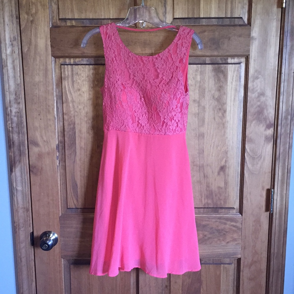 Coral fit and flare casual dress! Size M!